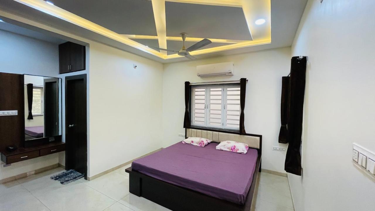 Luxurious 3 Bhk Villa In Bhuj - Shivani Homestay 外观 照片